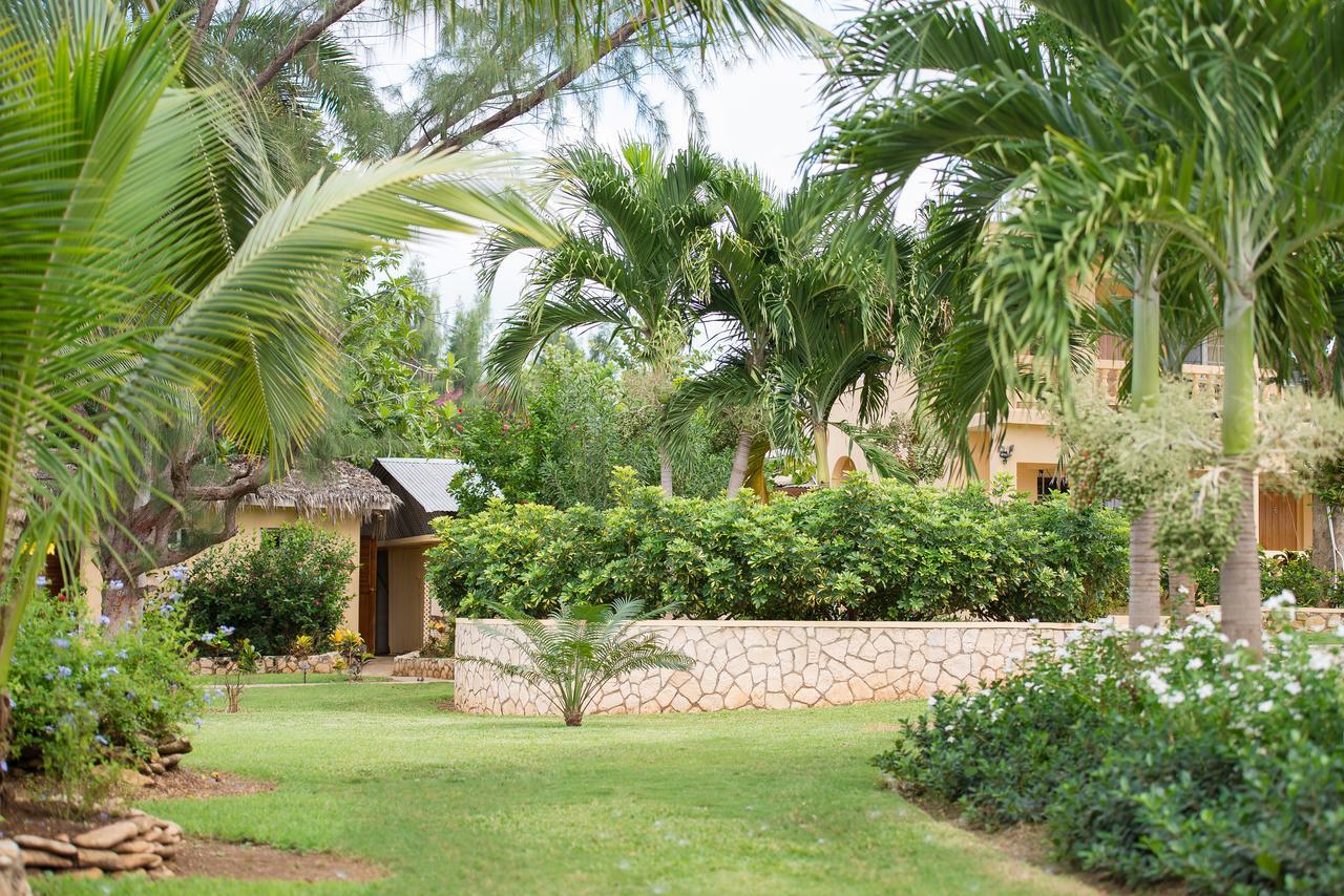 The Westender Inn Negril Bagian luar foto
