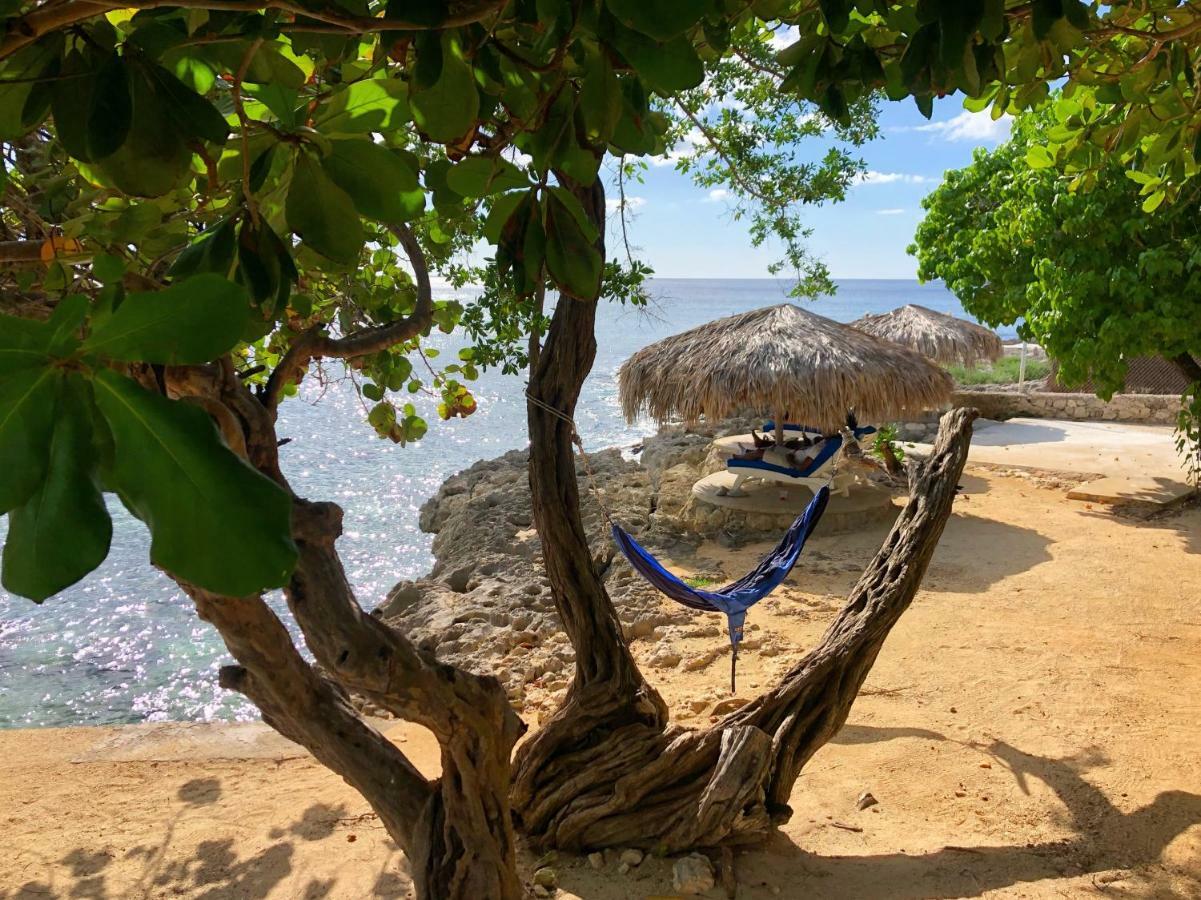 The Westender Inn Negril Bagian luar foto