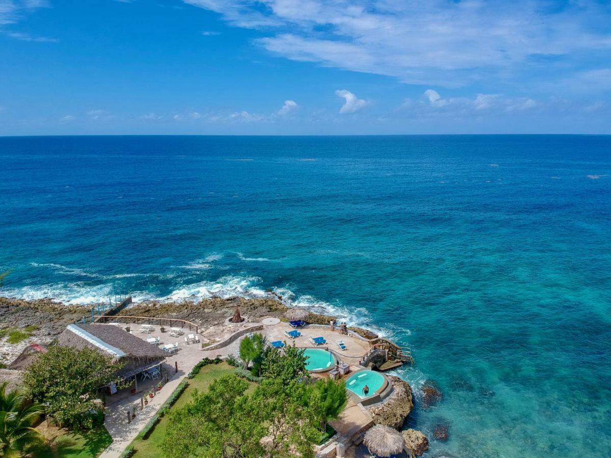The Westender Inn Negril Bagian luar foto