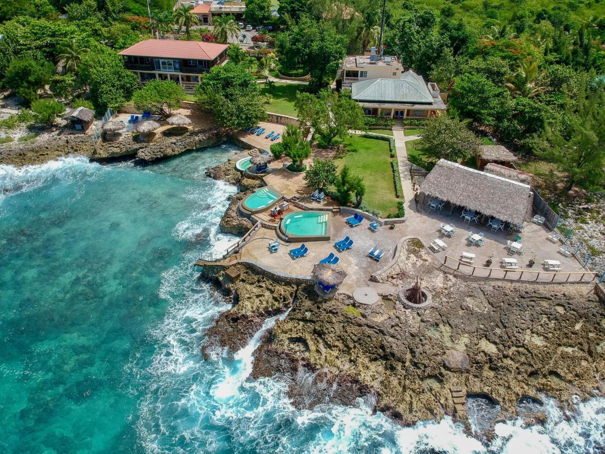 The Westender Inn Negril Bagian luar foto
